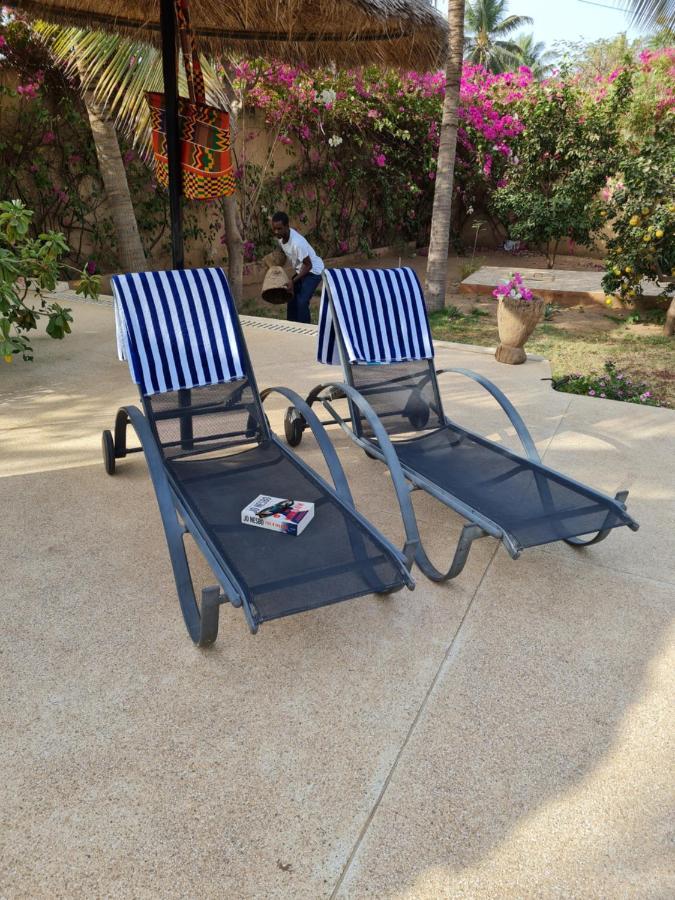 Le Souimanga Bleu Saly Bed & Breakfast Exterior photo