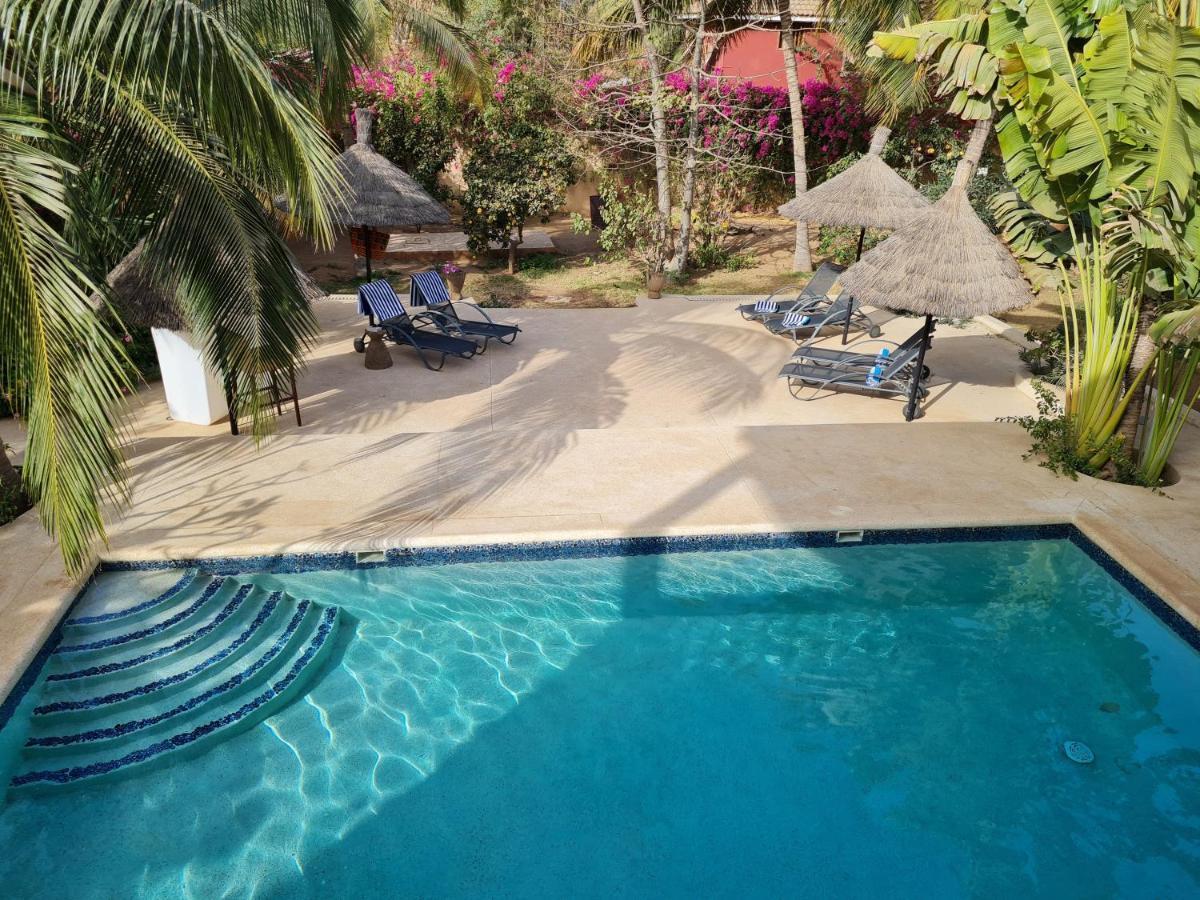 Le Souimanga Bleu Saly Bed & Breakfast Exterior photo