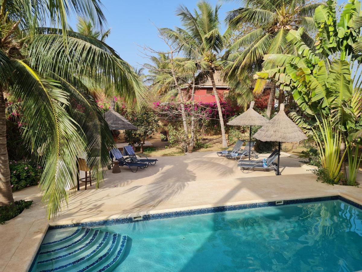 Le Souimanga Bleu Saly Bed & Breakfast Exterior photo